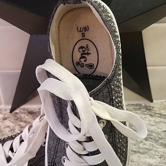 Embellished tennis shoe. - Picture 2 of 5